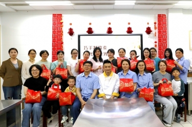 女职工业余文化活动 | 巧手制烧麦 8868体育官网首页入口悦食光